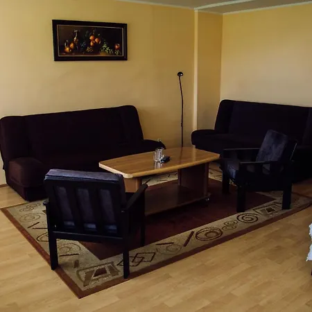 Golun Hotel 2*